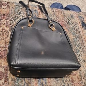 Backpack and u can make it to a purse 👛